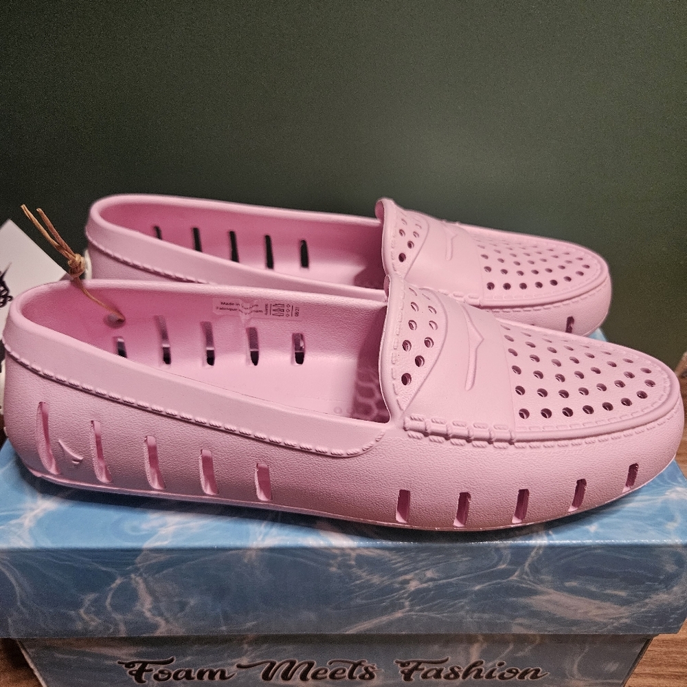 Floafers Women's Posh Driver 2.0 Loafer: SWEET LILAC: NEW IN BOX: SIZE 5